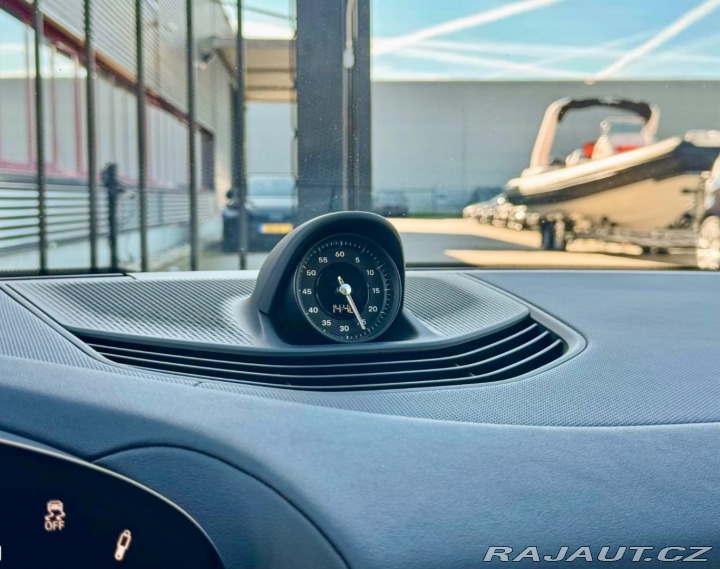 Porsche Taycan 350KW, SportChrono, pasa 2021