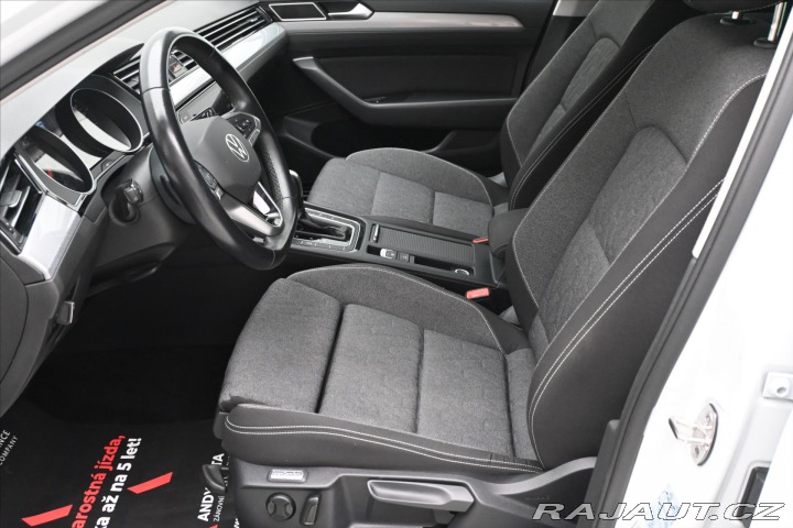 Volkswagen Passat 2,0 TDI 110 kW DSG Busine 2022