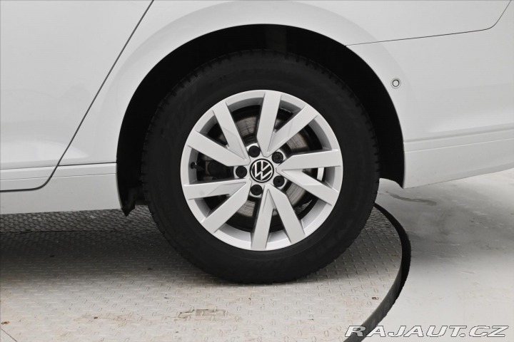 Volkswagen Passat 2,0 TDI 110 kW DSG Busine 2022