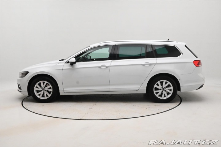 Volkswagen Passat 2,0 TDI 110 kW DSG Busine 2022