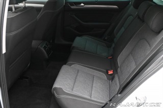 Volkswagen Passat 2,0 TDI 110 kW DSG Busine 2022