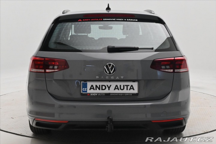 Volkswagen Passat 2,0 TDI 110 kW DSG Busine 2022