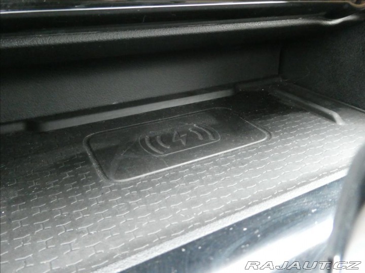 Jaguar F-Pace 2,0 P250 SE 1Maj, ČR DPH 2022