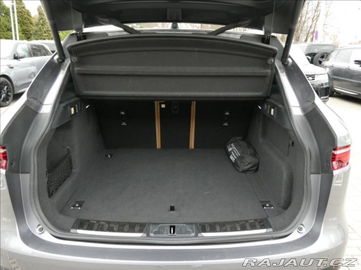 Jaguar F-Pace 2,0 P250 SE 1Maj, ČR DPH 2022