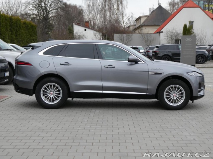 Jaguar F-Pace 2,0 P250 SE 1Maj, ČR DPH 2022