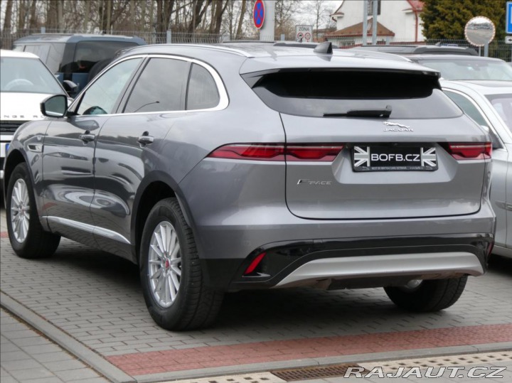 Jaguar F-Pace 2,0 P250 SE 1Maj, ČR DPH 2022