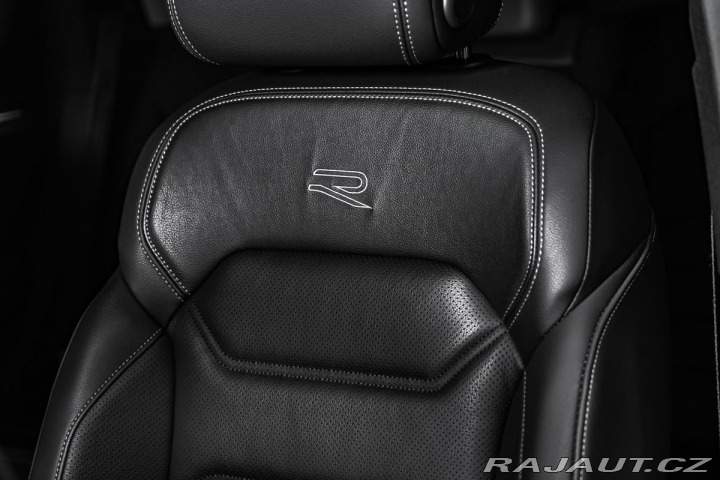 Volkswagen Touareg R-line 4M Vzduch IQ Ergo 2022