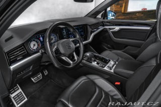 Volkswagen Touareg R-line 4M Vzduch IQ Ergo 2022