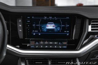 Volkswagen Touareg R-line 4M Vzduch IQ Ergo 2022