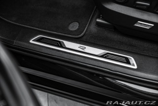 Volkswagen Touareg R-line 4M Vzduch IQ Ergo 2022