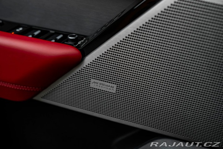 Land Rover Range Rover Velar  2019