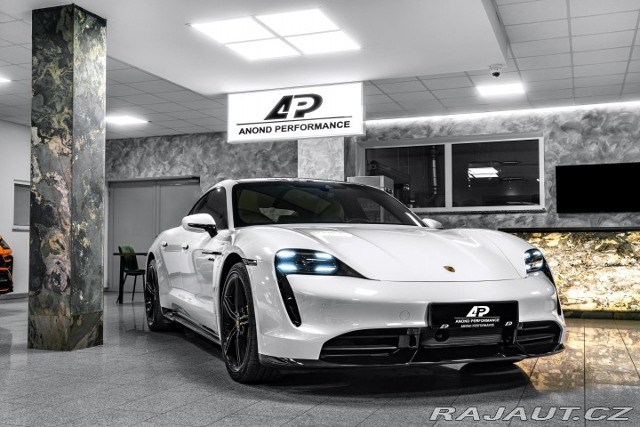 Porsche Taycan Turbo S PDCC/PCCB/360/PAN 2020
