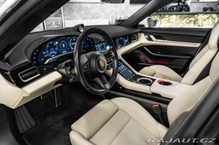 Porsche Taycan Turbo S PDCC/PCCB/360/PAN 2020