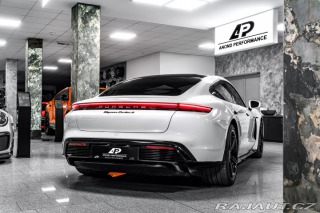 Porsche Taycan Turbo S PDCC/PCCB/360/PAN 2020