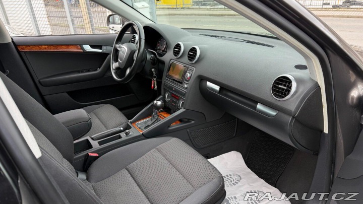 Audi A3 1.4TFSi 92kW *A/T*Navi*Xe 2011