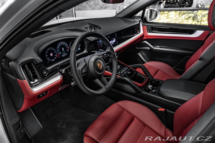 Porsche Cayenne E-Hybrid Coupe CHRONO/TV/ 2025