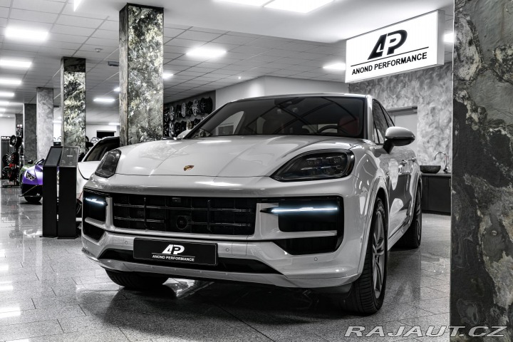 Porsche Cayenne E-Hybrid Coupe CHRONO/TV/ 2025