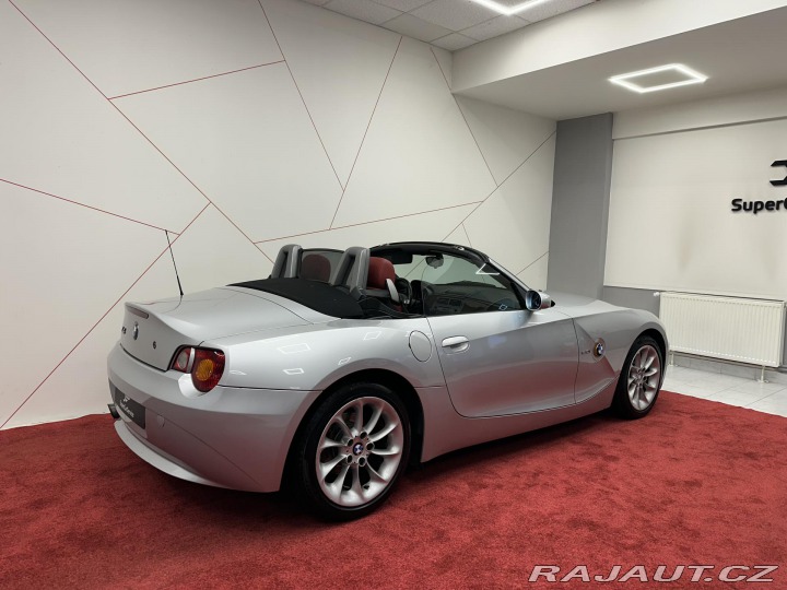 BMW Z4 2.2 HardTop*NAVI*KŮŽE*KOM 2004