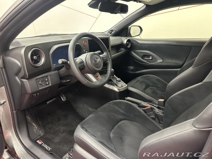 Toyota Yaris GR Yaris GR Dynamic VIP*A 2025