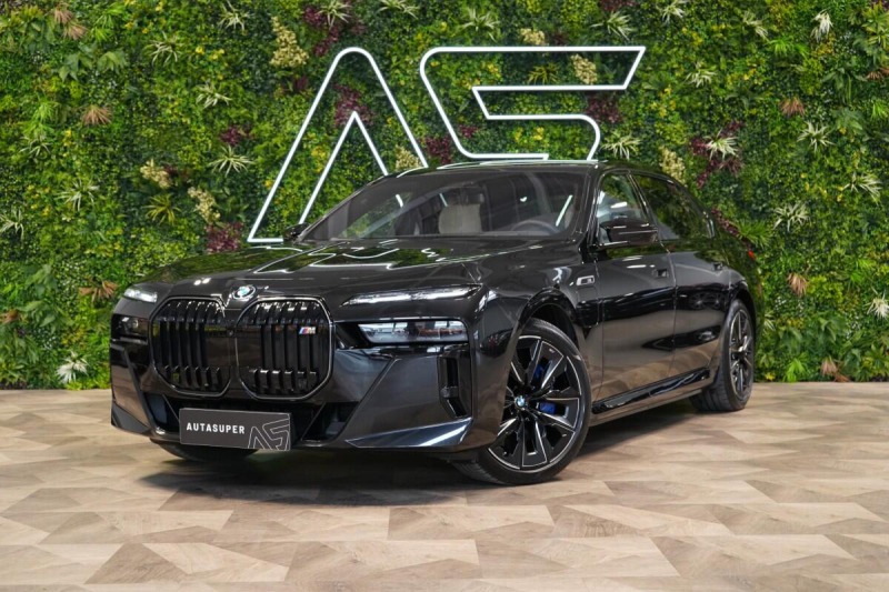 BMW 7 M760e*GRAN LUSSO*B&W*