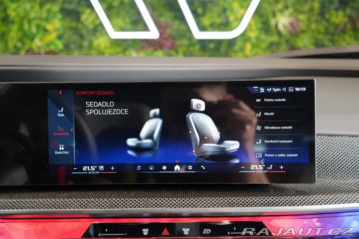 BMW 7 M760e*GRAN LUSSO*B&W* 2025