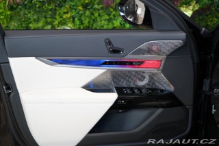 BMW 7 M760e*GRAN LUSSO*B&W* 2025