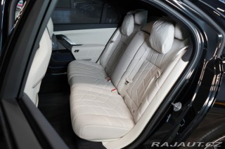 BMW 7 M760e*GRAN LUSSO*B&W* 2025