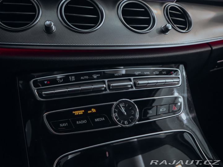 Mercedes-Benz E E 220d 4MATIC Avantgarde 2018