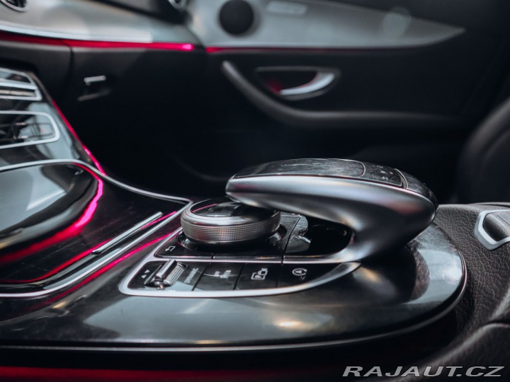 Mercedes-Benz E E 220d 4MATIC Avantgarde 2018