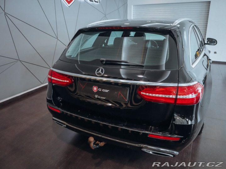 Mercedes-Benz E E 220d 4MATIC Avantgarde 2018