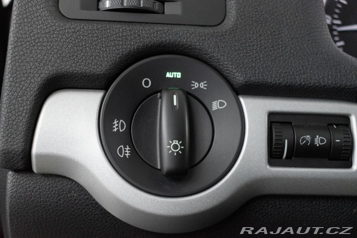 Škoda Octavia 1.6 TDI 77kW AMBITION *KL 2012