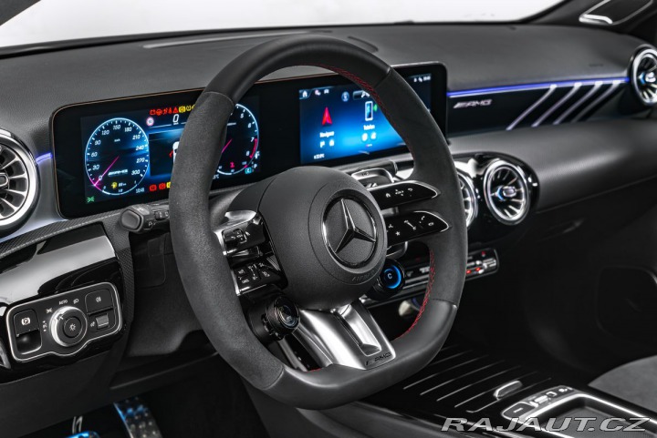 Mercedes-Benz A S AMG Plus 2025