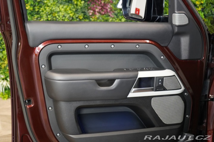 Land Rover Defender D300*130*FIRST-EDITION*TA 2024