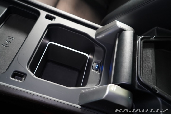 Land Rover Defender D300*130*FIRST-EDITION*TA 2024