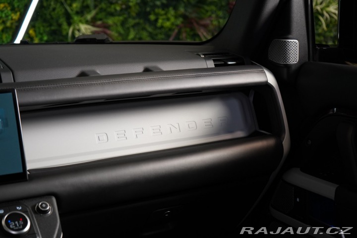 Land Rover Defender D300*130*FIRST-EDITION*TA 2024