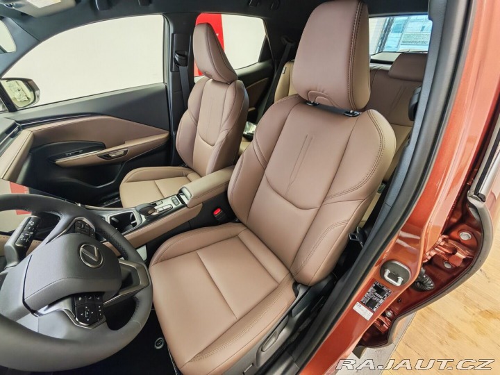 Lexus Ostatní modely LBX Elegant TECH 2026