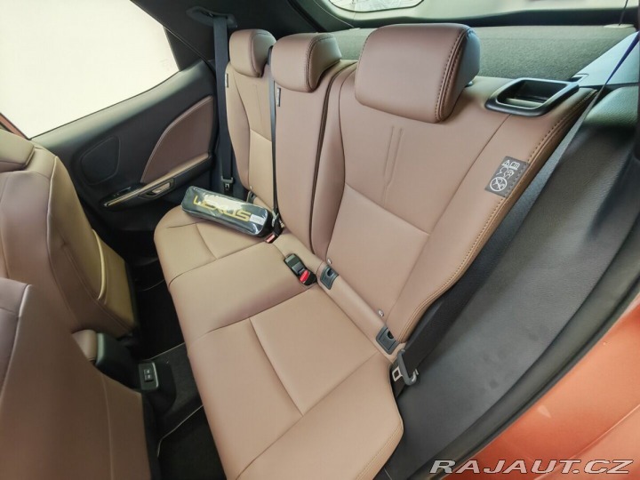 Lexus Ostatní modely LBX Elegant TECH 2026
