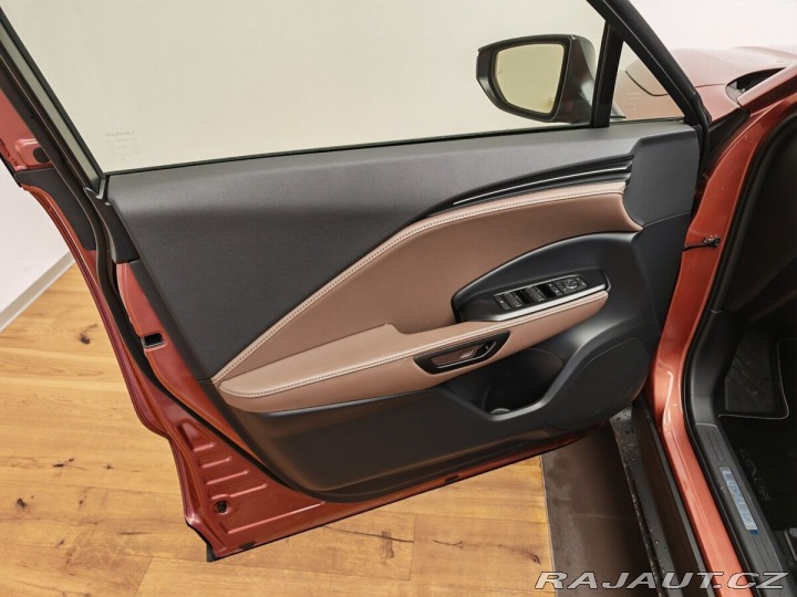 Lexus Ostatní modely LBX Elegant TECH 2026