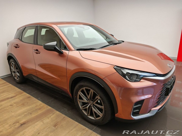 Lexus Ostatní modely LBX Elegant TECH 2026