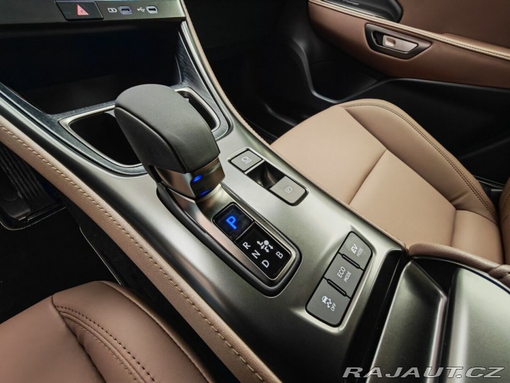 Lexus Ostatní modely LBX Elegant TECH 2026