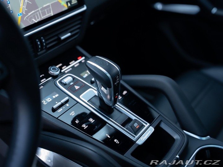 Porsche Cayenne Turbo 2019