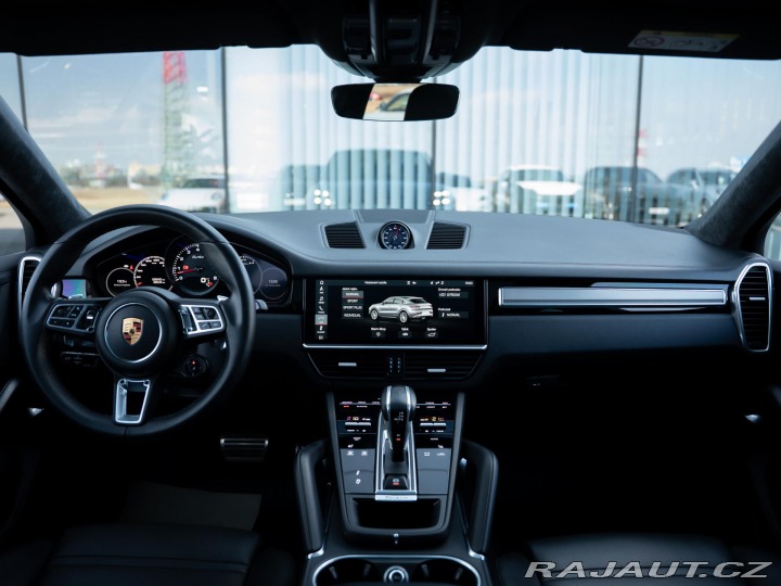 Porsche Cayenne Turbo 2019