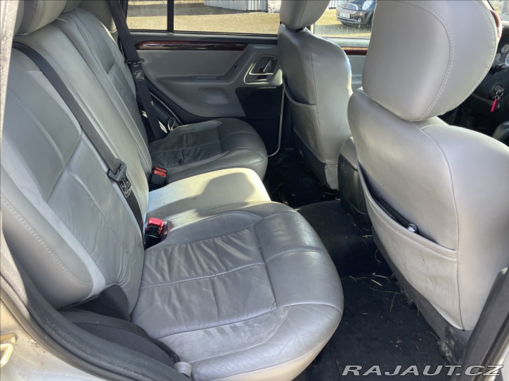 Jeep Grand Cherokee 2,7 CRD 120kw Laredo Auto 2005