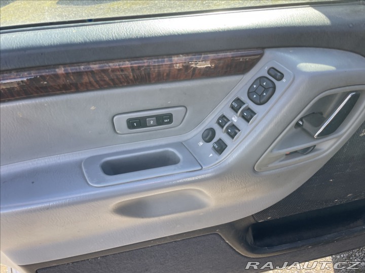 Jeep Grand Cherokee 2,7 CRD 120kw Laredo Auto 2005