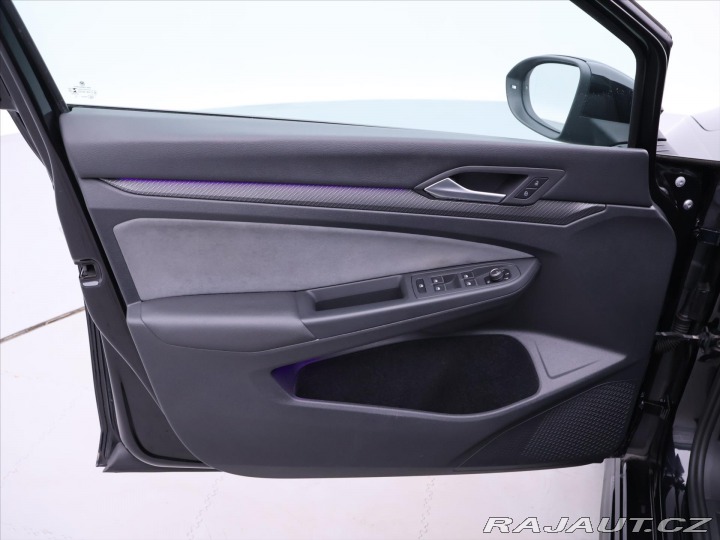 Volkswagen Golf 2,0 TDI DSG R-line Virtua 2022