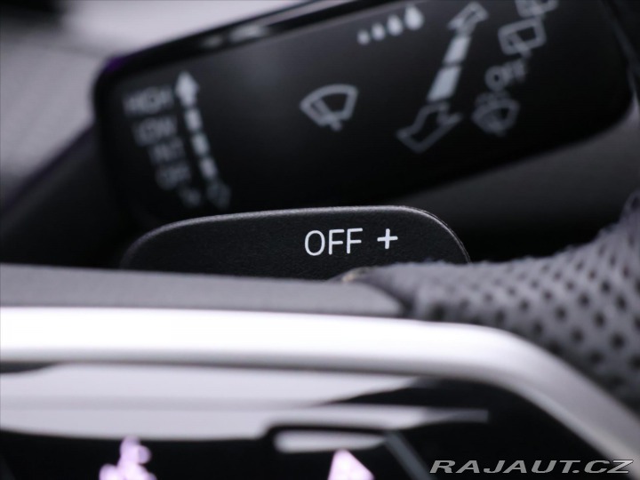 Volkswagen Golf 2,0 TDI DSG R-line Virtua 2022