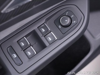 Volkswagen Golf 2,0 TDI DSG R-line Virtua 2022