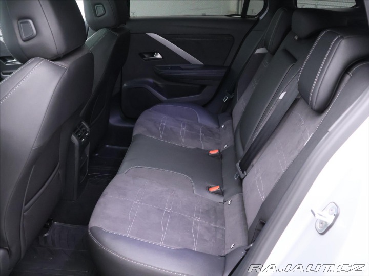 Opel Astra 1,2 96 kW Ultimate ST CZ 2024