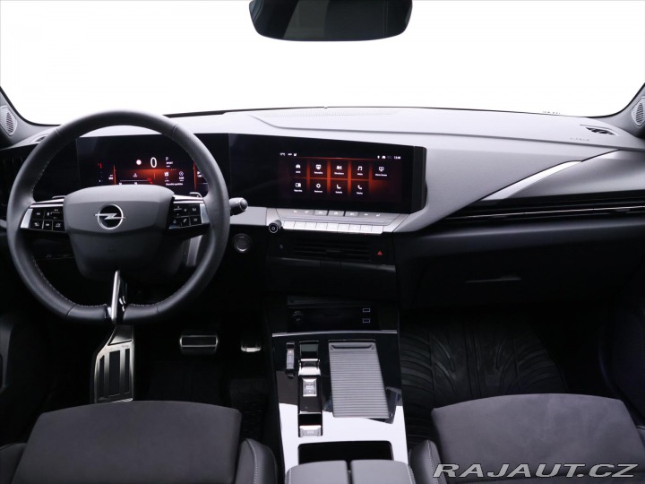 Opel Astra 1,2 96 kW Ultimate ST CZ 2024