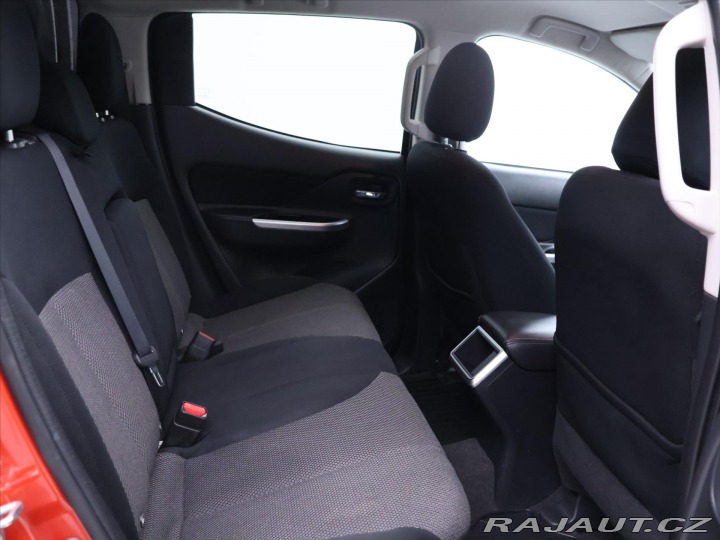 Mitsubishi L200 2,3 DI-D 110kW 4WD Double 2019